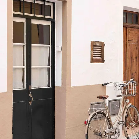 Pere Alcantara 40, 3 Bedroom House,