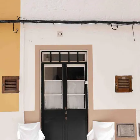 Pere Alcantara 40, 3 Bedroom House, *