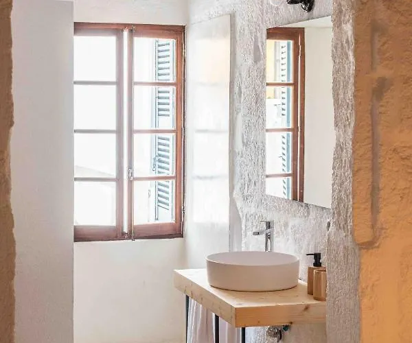 Pere Alcantara 40, 3 Bedroom House, Ciutadella (Menorca)