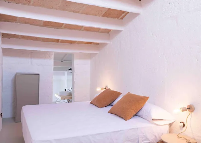 Pere Alcantara 40, 3 Bedroom House, Feriehus